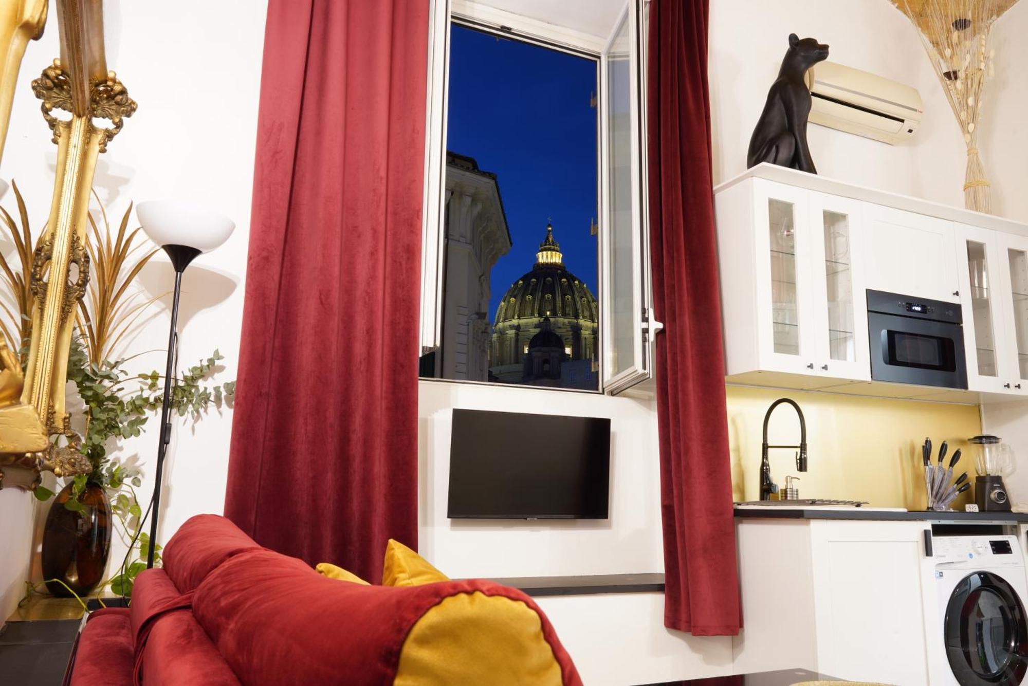 The Grand View Lux Vatican Suite, Rome